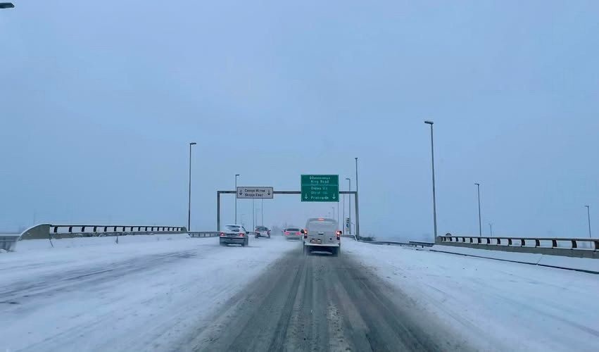 Снег со слаб интензитет провејува во Струмица, Крушево и Ѓавато кој не се задржува на коловозот