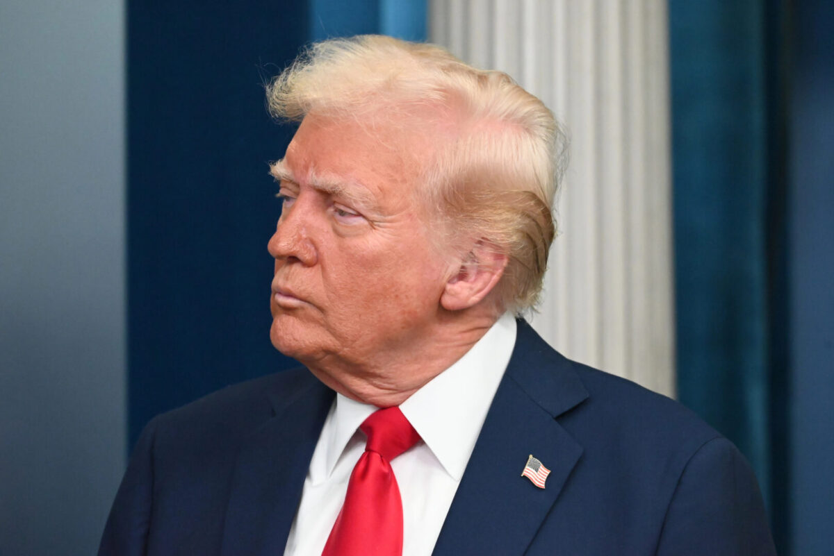 Трамп објави договор со НАТО за Гренланд и ги одложи царините за Европа