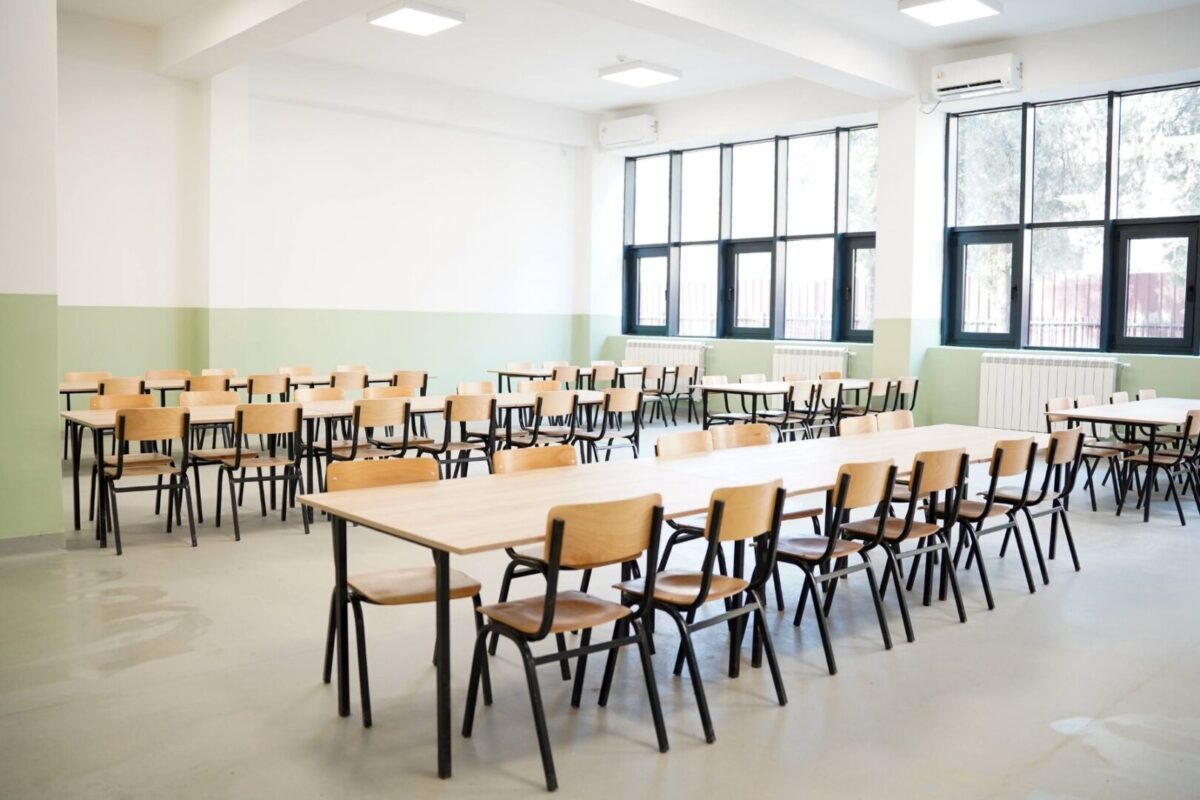 „Блаже Конески“ го почнува второто полугодие со нов лик – модерно училиште со 16 училници, библиотека, сала, кујна