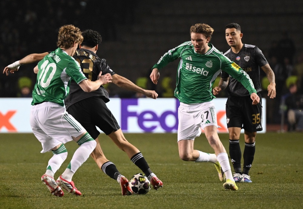 (Видео) Њукасл за полувреме го декласира Карабаг, Гордон влезе во историјата на ЛШ