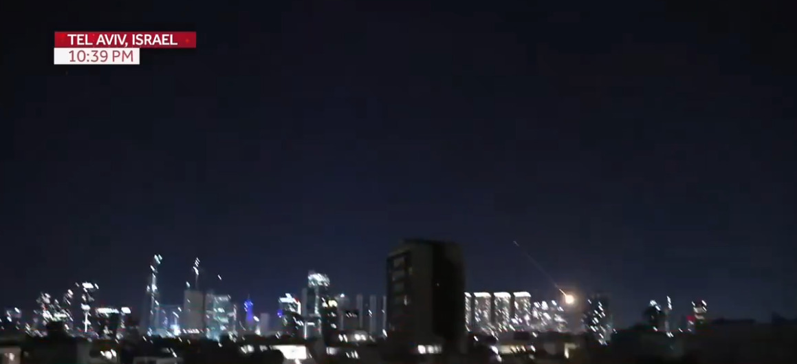 (Видео) Експлозии и тревога за воздушен напад во Доха, Дубаи и Тел Авив