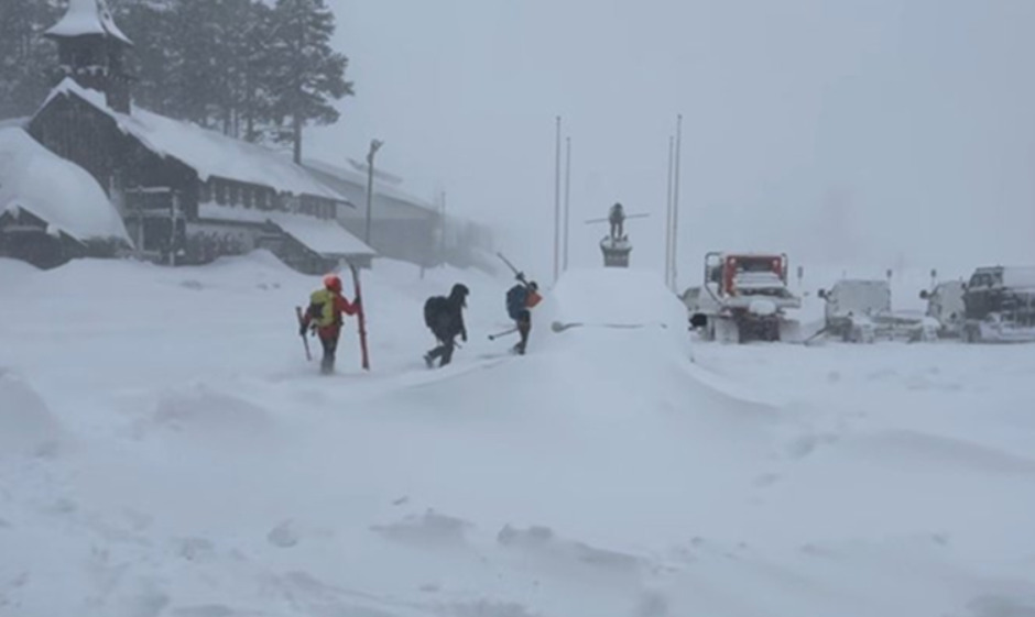 (Видео) Најмалку десет скијачи исчезнаа во лавина во Калифорнија: започната е спасувачка операција