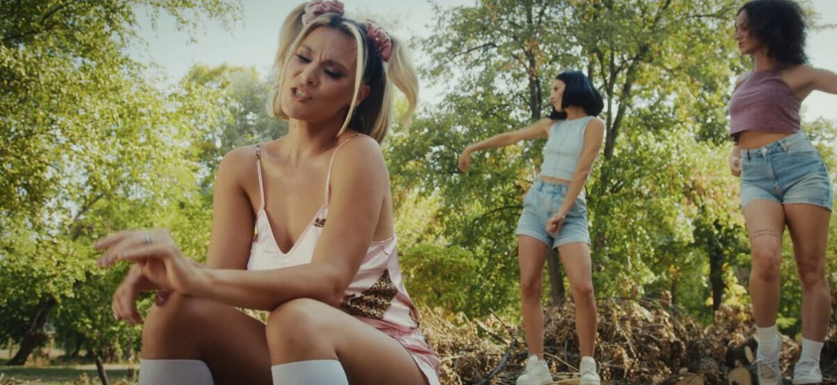 (Видео) Нова песна на Сара Мејс - „Не ме сакаш“