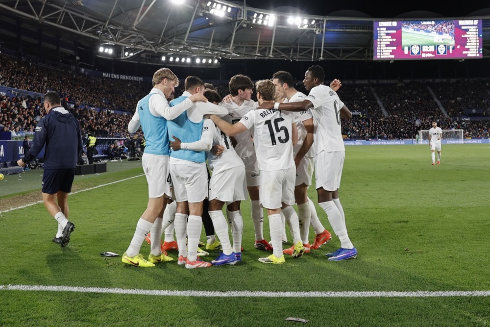 (Видео) Столе одличен, Валенсија го победи Леванте