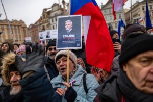 (Видео) Чесите протестираат поради претседателот во повеќе од 400 градови и општини