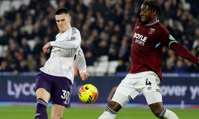 (Видео) Шешко во 96-та минута спречи пораз на Јунајтед