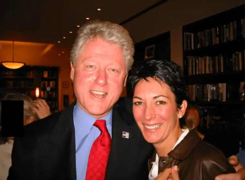 Гислен Максвел: Клинтон и Епстин се запознаа преку мене