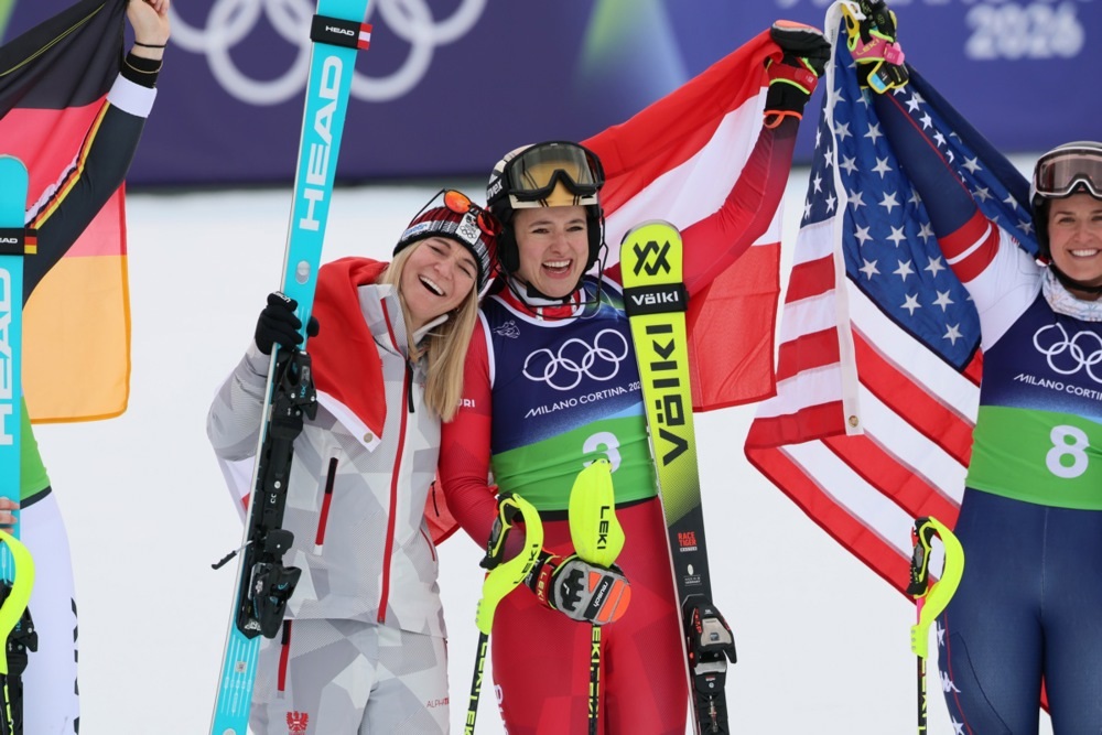 Историски триумф на Австријките во комбинација, фаворизираните Американки потфрлија