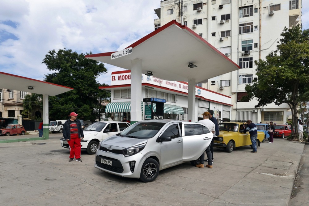 Куба се соочува со голема катастрофа: Трамп се заканува, Мексико најавува помош