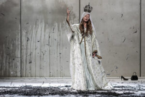 Наследството на Томаж Пандур живее: Наградуваната монодрама „Безгрешна“ на сцената на МНТ