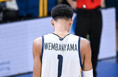 Нестварен натпревар на Вембањама против ЛА Лејкерс