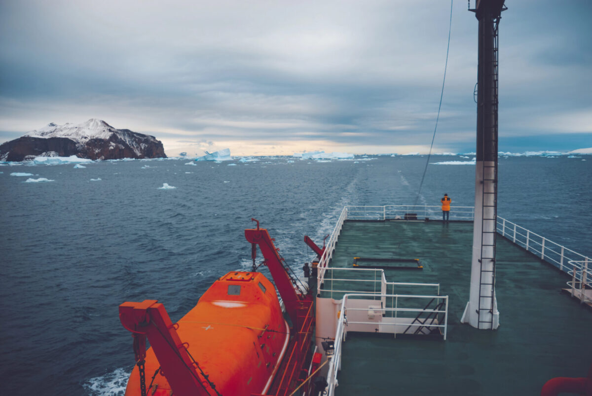 Песков: Арктикот е наш регион, ние сме арктичка држава