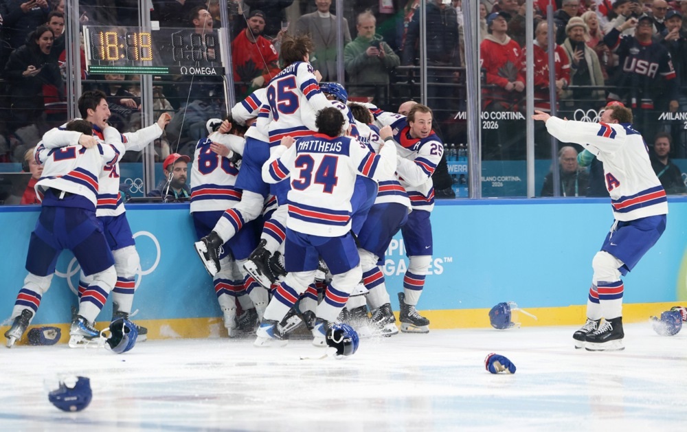 САД со „златен гол“ до првото злато по 1980 година во хокеј на мраз