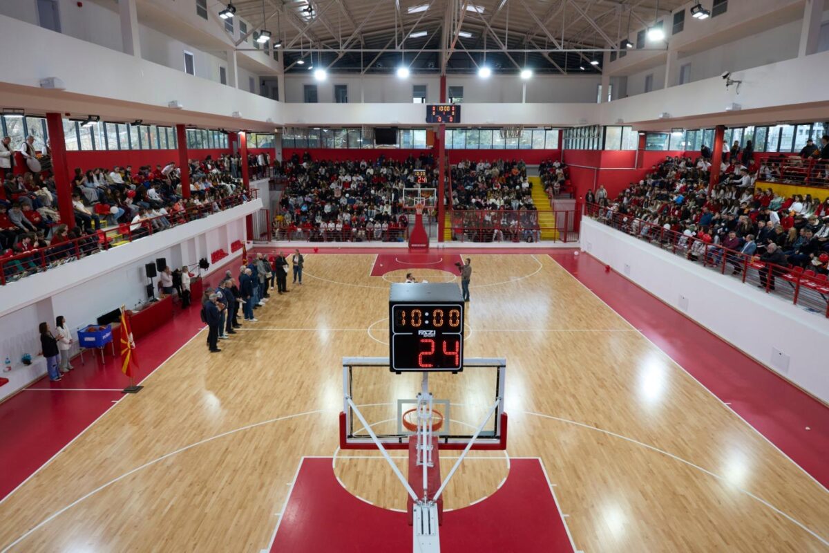 Салата во Градскиот парк обновена, по пет децении Работнички доби нов дом