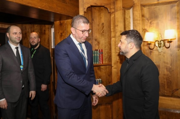 Средба Мицкоски-Зеленски: Само праведен мир носи стабилност