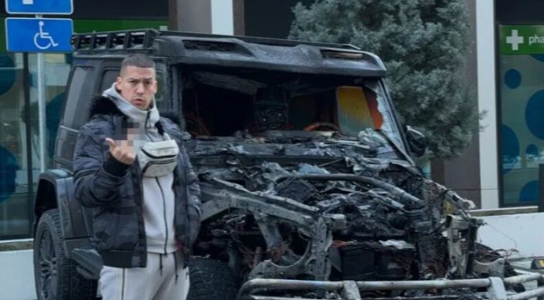 Уапсено 23-годишно момче кое му го запали џипот на Бака Прасе