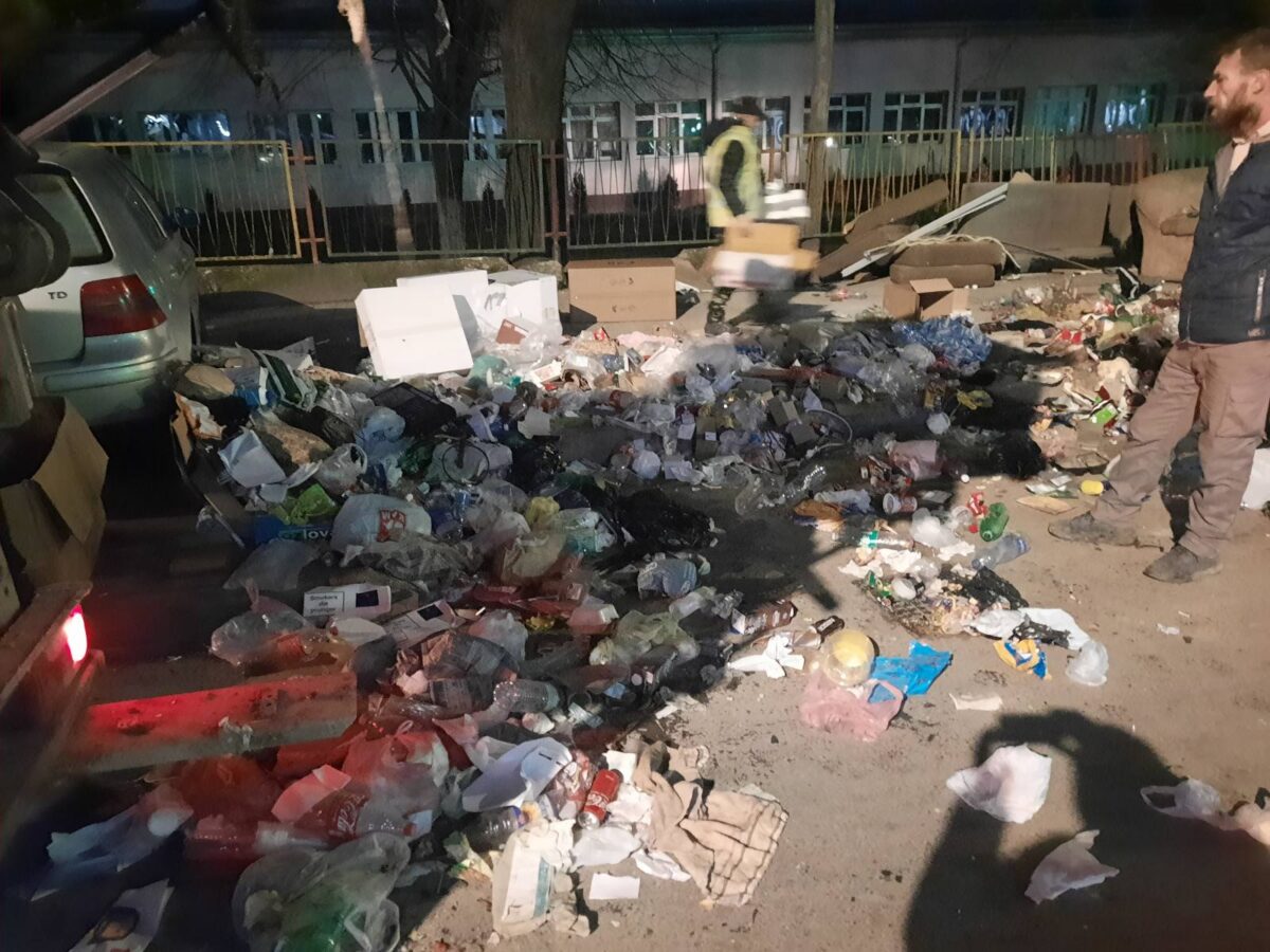 (Фото) Во текот на минатата недела отстранети 𝟨𝟣𝟧 кубни метри отпад од диви депонии