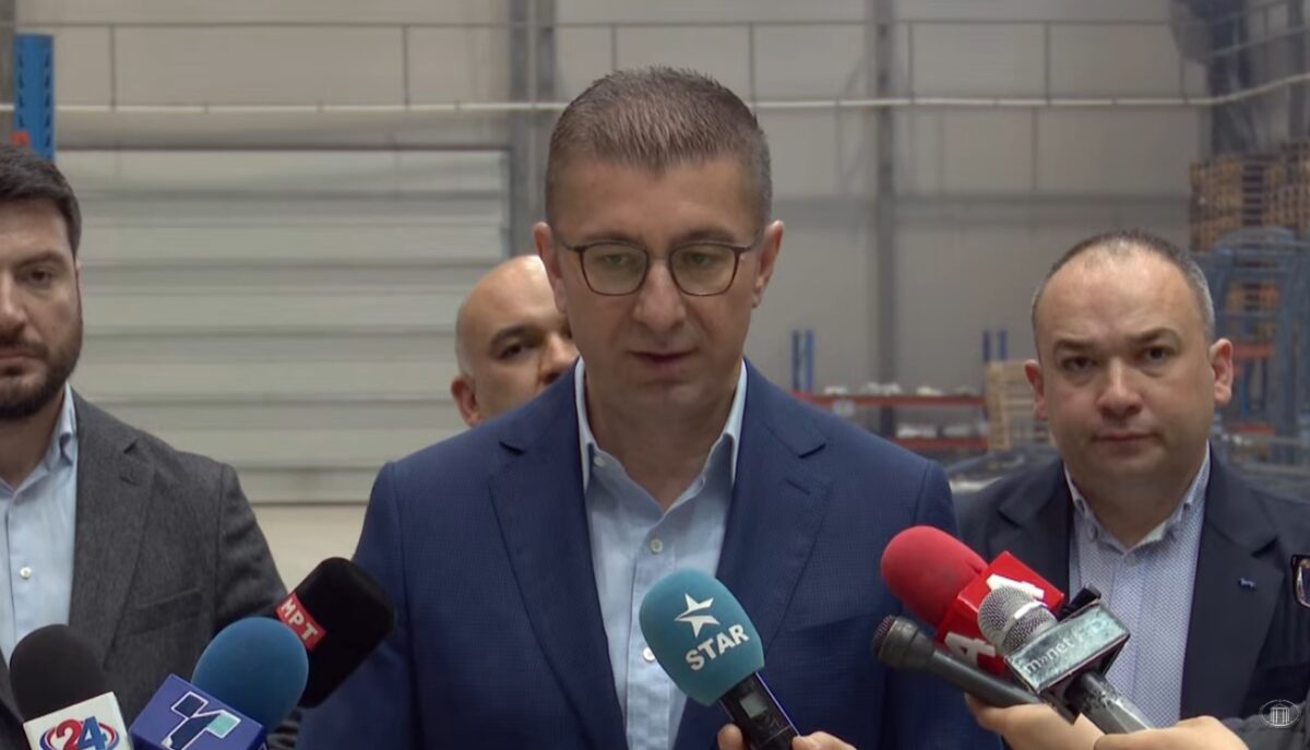 Безбедносната состојба е стабилна, но можно е поскапување на нафтата, Мицкоски бара начин да се намали ударот врз граѓаните