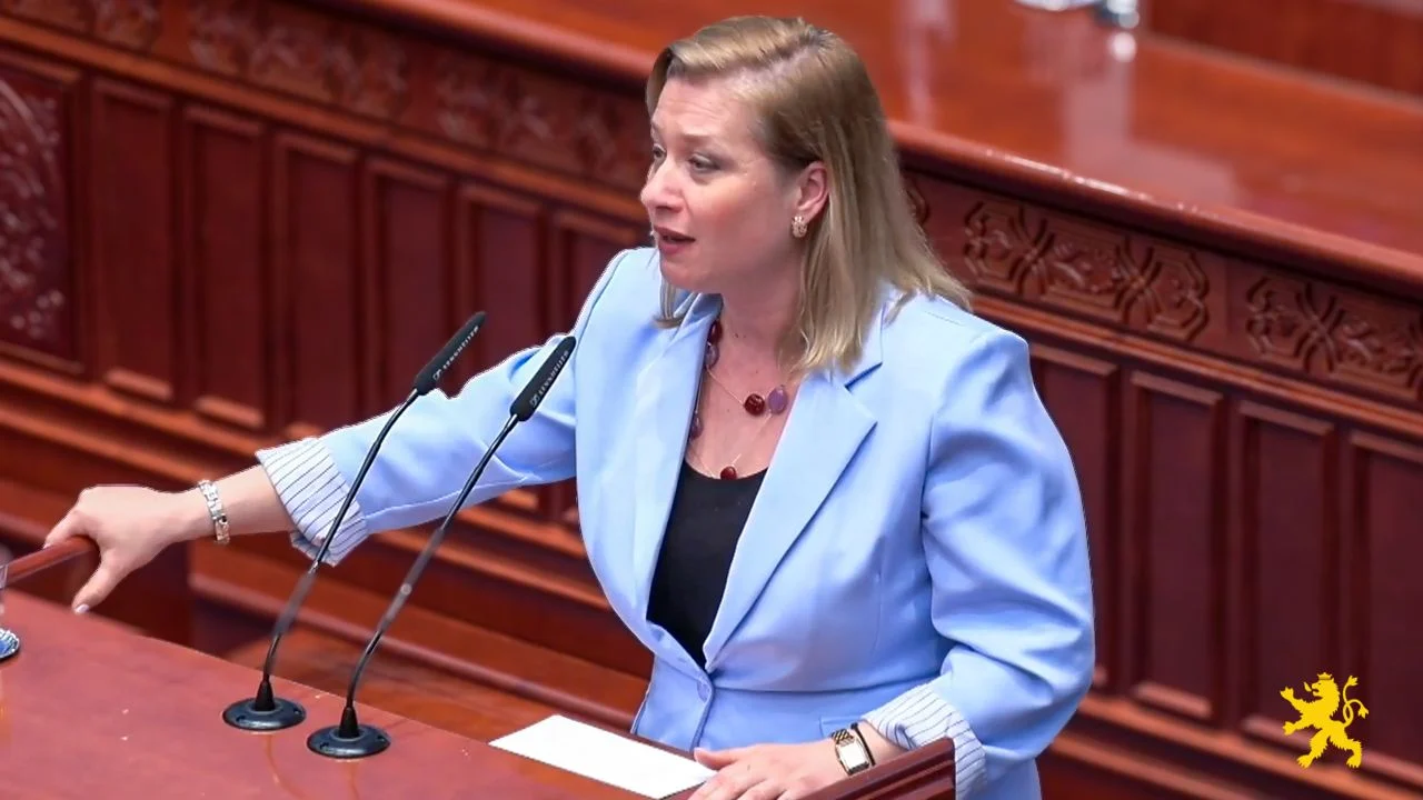 Василевска: Крај на чување предмети во фиока, со воведување на електронска архива и дигитализација ќе завршат ваквите практики