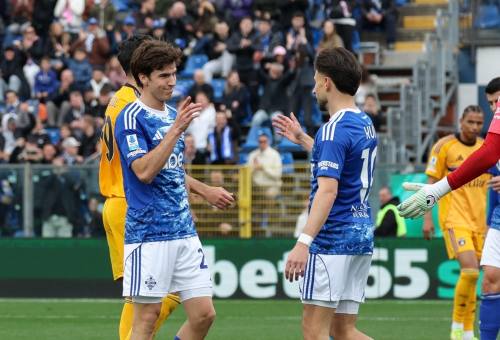 (Видео) Комо со „петарда“ ја испрати Пиза