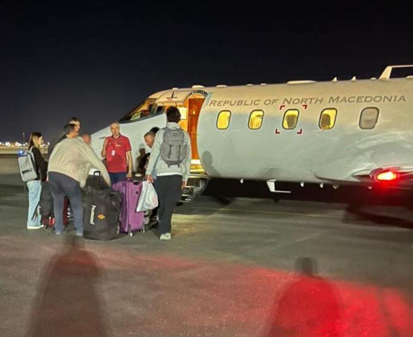 Евакуација на македонски граѓани од Блискиот Исток: група од Дубаи се очекува да допатува во Скопје