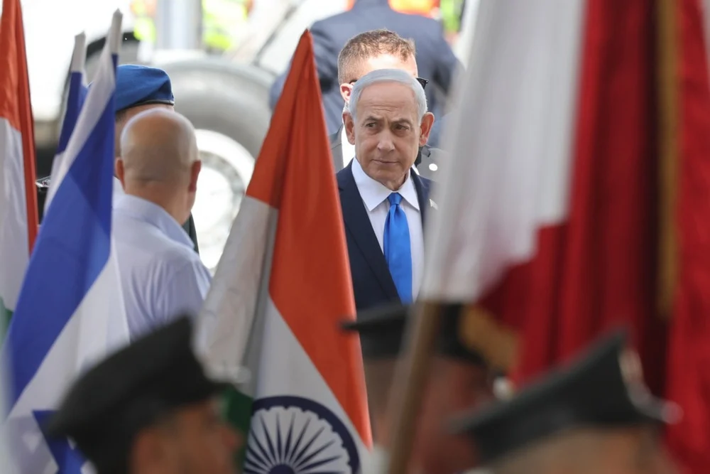 Израел го разгледува францускиот план за мир со Либан