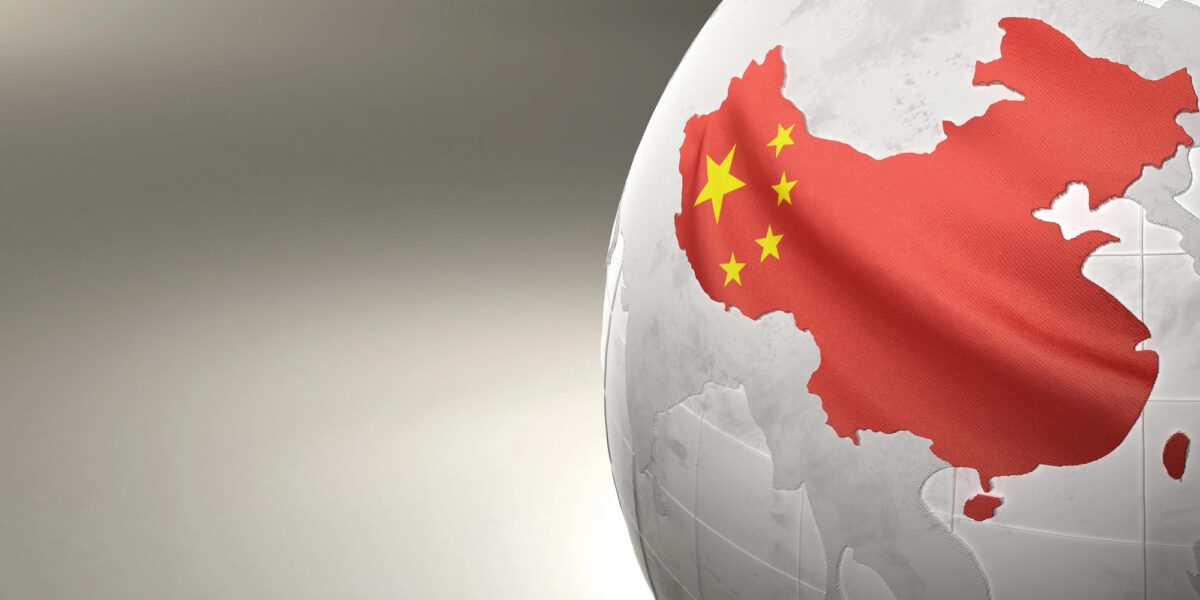 Кина го поддржа Иран во одбрана од нападите, повика на итен прекин на воените операции