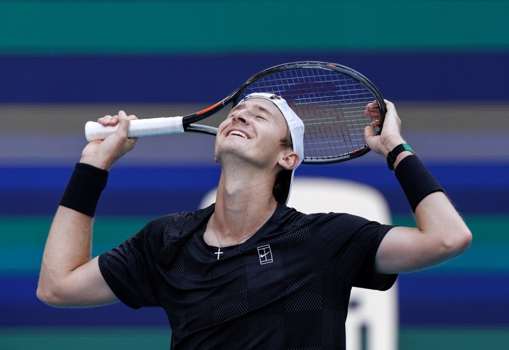 Корда го победи Алкараз