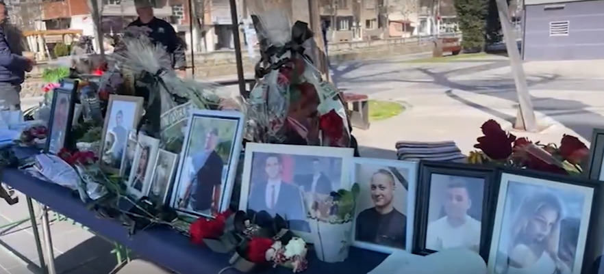 Родителите на загинатите во Кочани со писма што ја расплакаа Македонија: „Нели се договоривме поинаку? Прво на твојата дипломска… па на свадба“