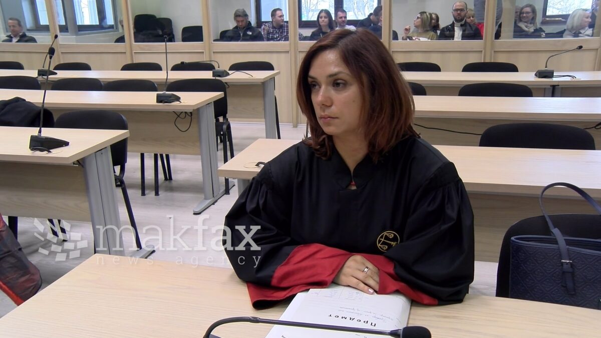 Родителите на починатите во „Пулс“ бараат да се врати обвинителката која го води предметот за обвинетите полицајци