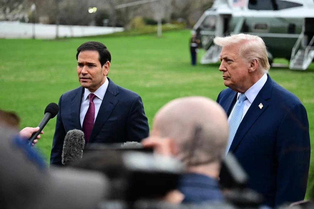 Рубио: Обврзани сме да ја браниме Шпанија, која се фали дека ни го затворила воздушниот простор