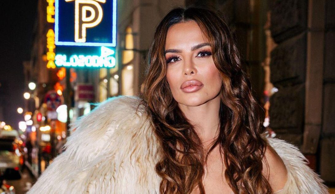 Северина не штеди: Потроши неколку стотици долари за чанта во форма на орев