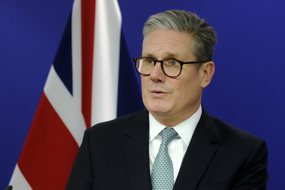 Стармер го свика кризниот штаб поради растот на трошоците за живот