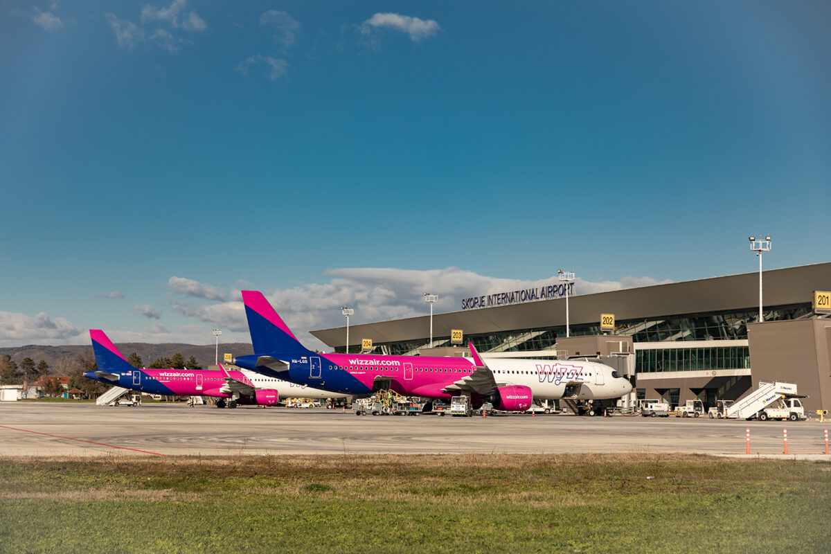 „Визер“ привремено ги прекинува летовите кон повеќе дестинации на Блискиот Исток