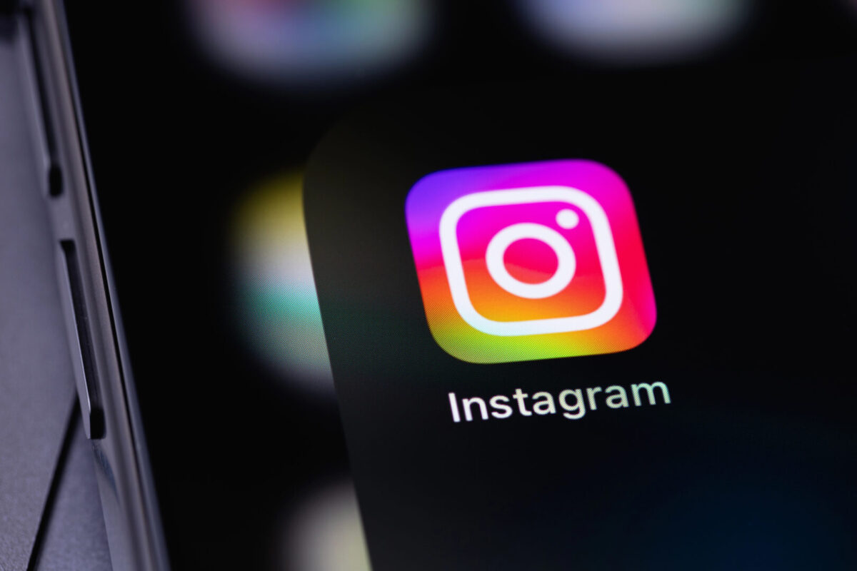 Instagram воведува нови правила за тинејџери: Што значат ограничувањата?