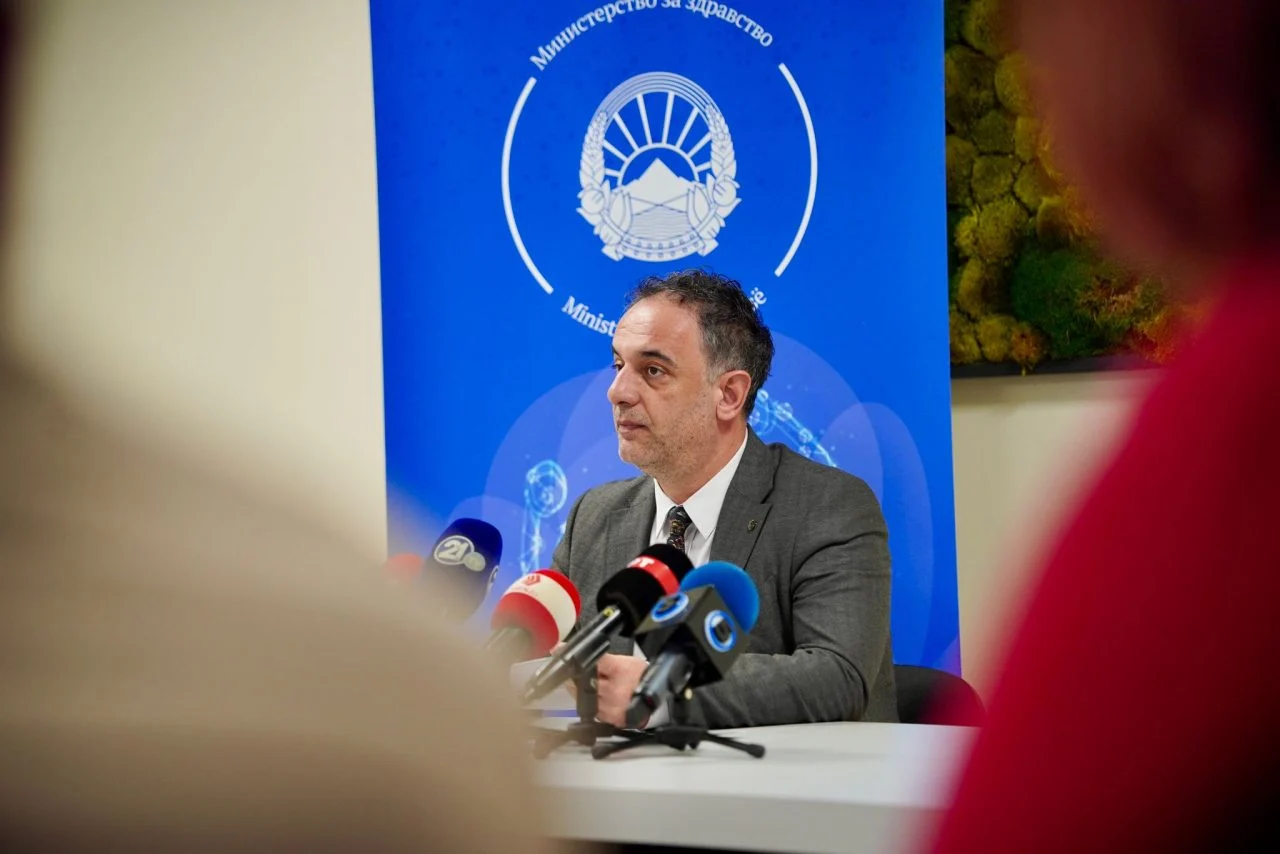 Алиу: Обезбедуваме 100 нови амбулантни возила за јавните здравствени установи