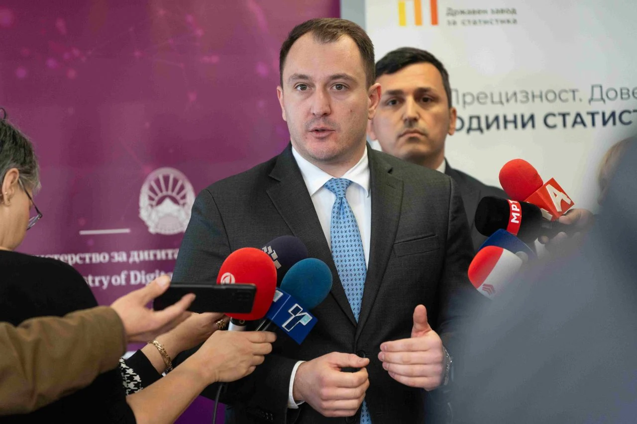 Андоновски: Ќе потпишеме договор за прифаќање на електронските потписи меѓу Македонија и Црна Гора