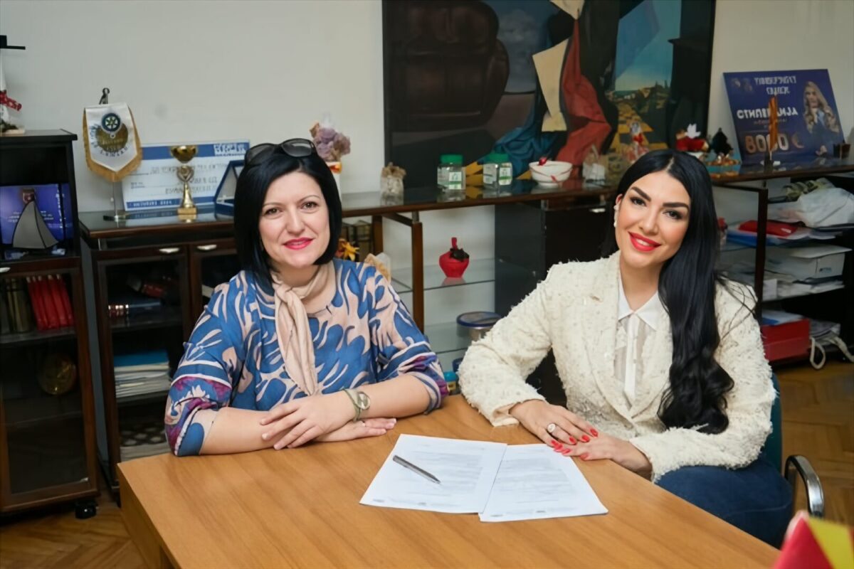 Бојана Скендеровски стана амбасадор на хуманоста на Домот за деца без родители „11 Октомври“