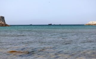 Британија му порачува на Иран: Пловидбата низ Ормускиот теснец мора да остане слободна