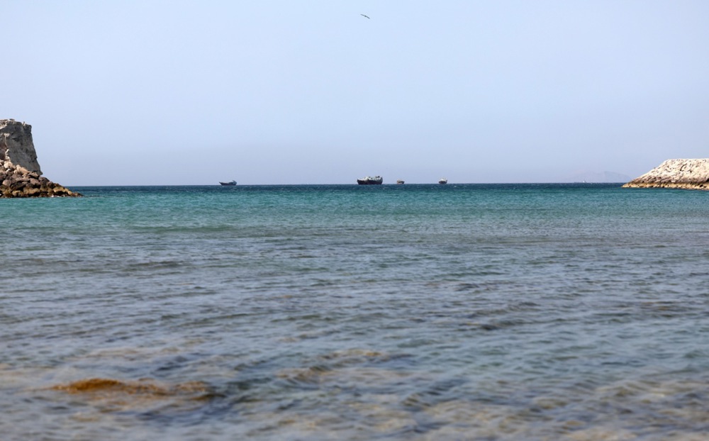 Британија му порачува на Иран: Пловидбата низ Ормускиот теснец мора да остане слободна