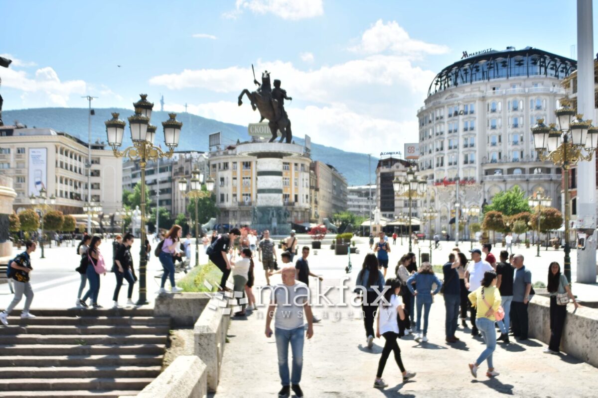 ВЛЕН: Младите се двигател на развојот, државата ги отвора вратите на пазарот на трудот