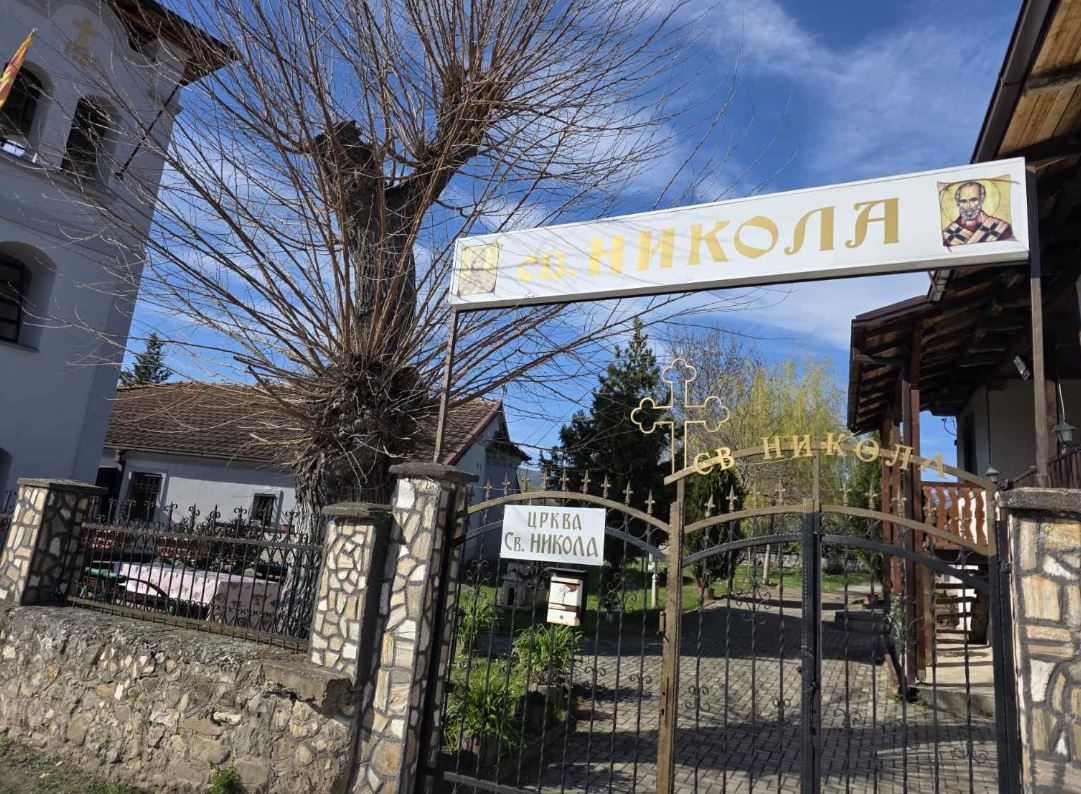 Велигден во Глуво: од молитва во црква до натпревар во кршење јајца – традиција што обединува генерации