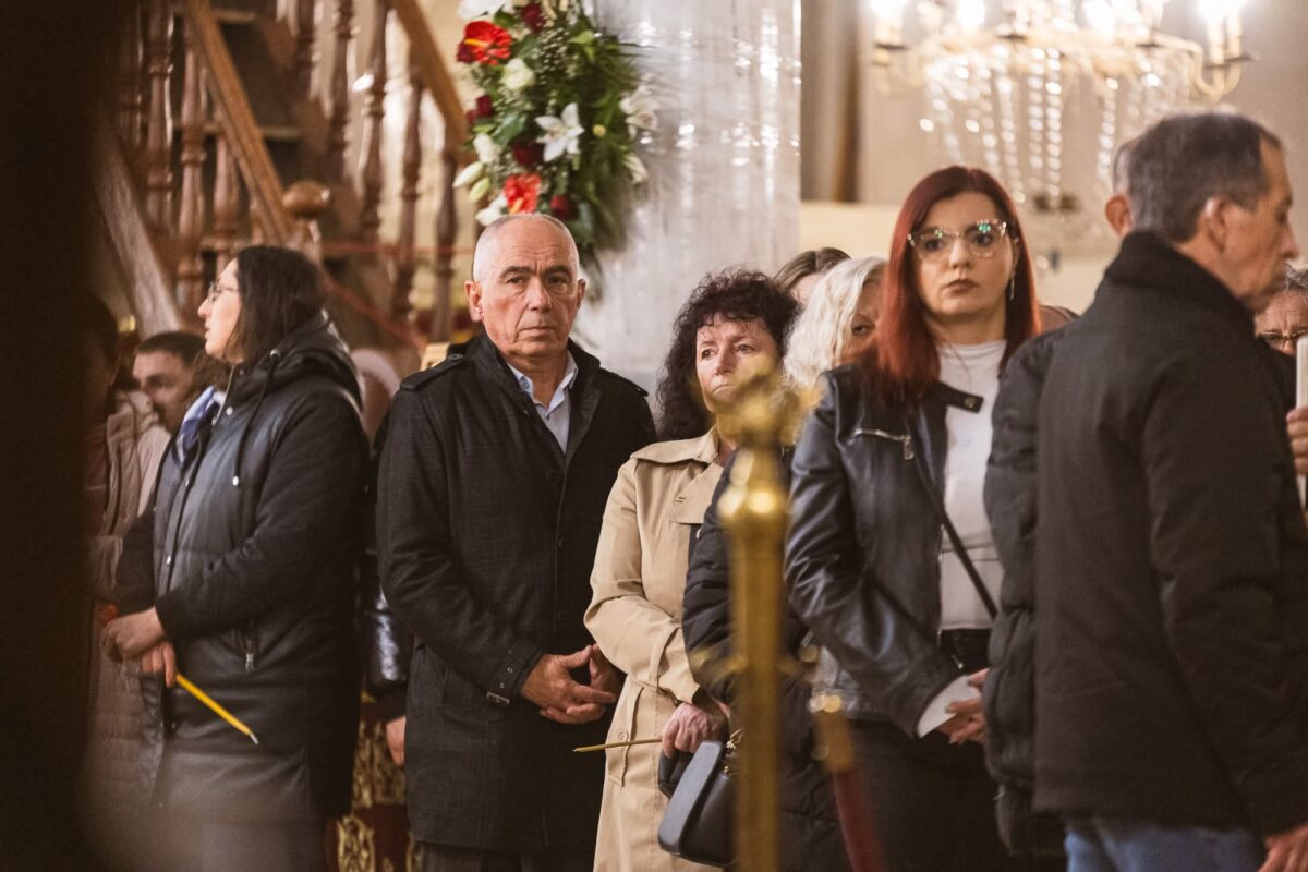 Велигденска порака од Коњановски: Љубовта и добрината нека нè обединат