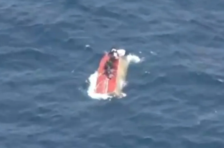 (Видео) Бродови во близина на Италија спасија 32 мигранти, 71 се водат како исчезнати