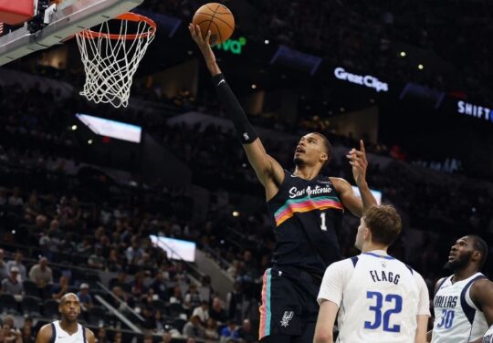 (Видео) Дабл-дабл со 40 поени за само 26 минути на Вембањама, Јокиќ и Гилџес-Александер не играа Денвер ја победи Оклахома