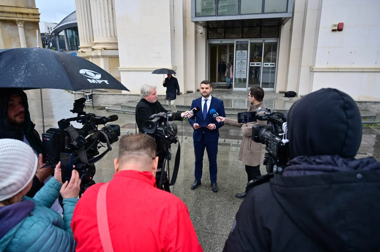 (Видео) Димитријевиќ: Савески работи по нарачка на Мицкоски, го спасува криминалниот имот на ВМРО-ОКГ