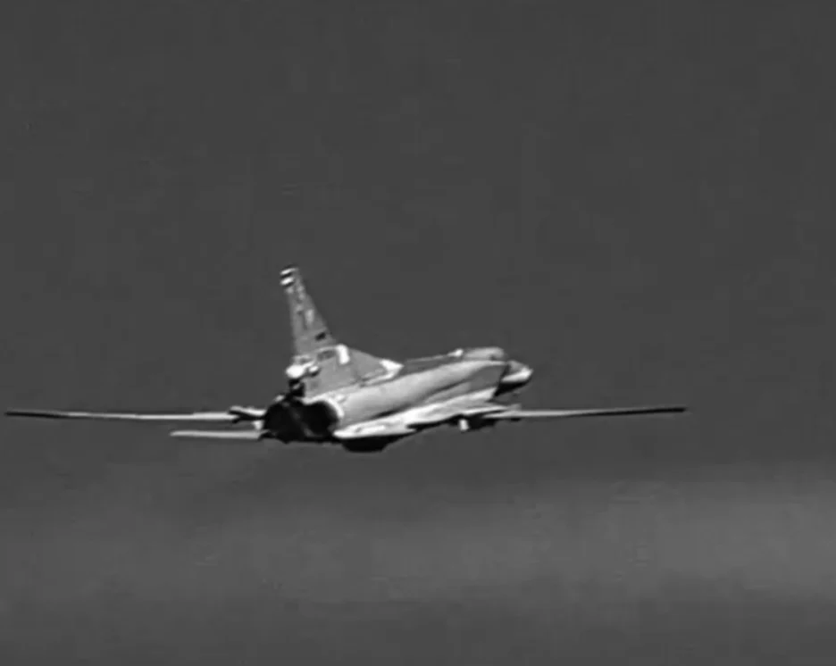 (Видео) Ловците на НАТО пресретнаа руски стратешки бомбардери над Балтикот, објавена е снимка