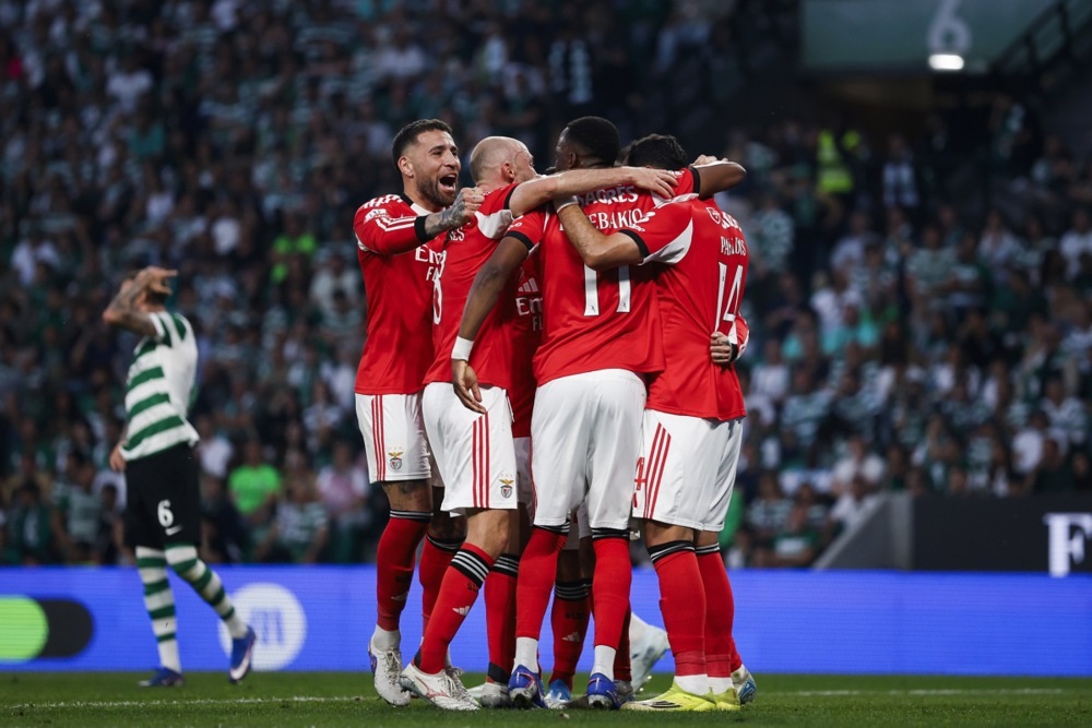 (Видео) Мурињо го сруши Спортинг, па се перчеше пред камерата