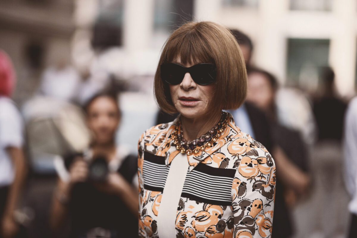 (Видео/Фото) Две икони на насловната страница: Ова е доказ дека Ана Винтур е сè уште најмоќната жена