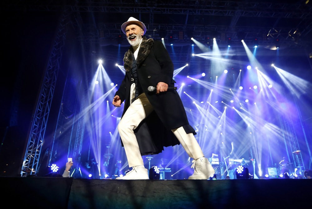 Дино Мерлин го сруши рекордот: Концертот во Сараево го распродаде за еден ден